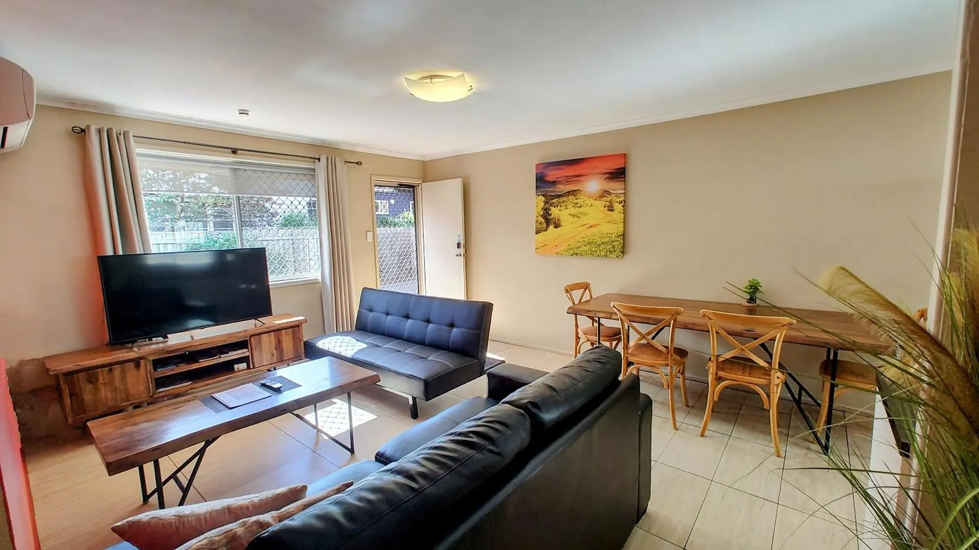 Stroll To The City Center In Minutes Apartment Toowoomba
